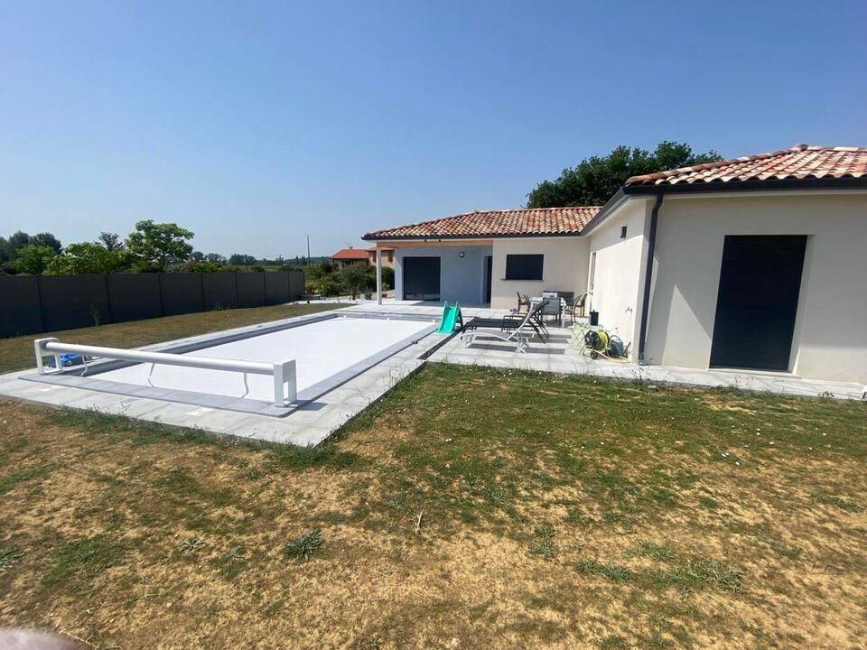 Piscine en béton à Colomiers